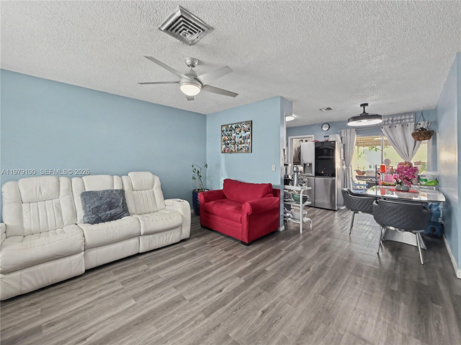 IMPERIAL VILLAS CONDO - Residential