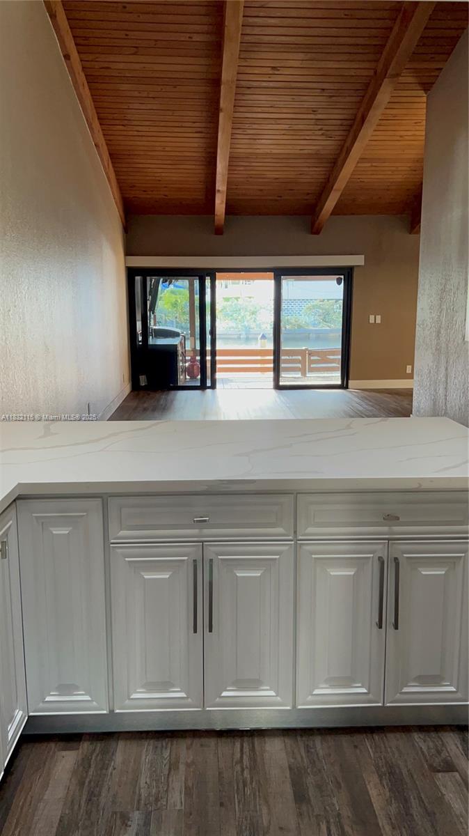 2645 S Parkview Dr 2645