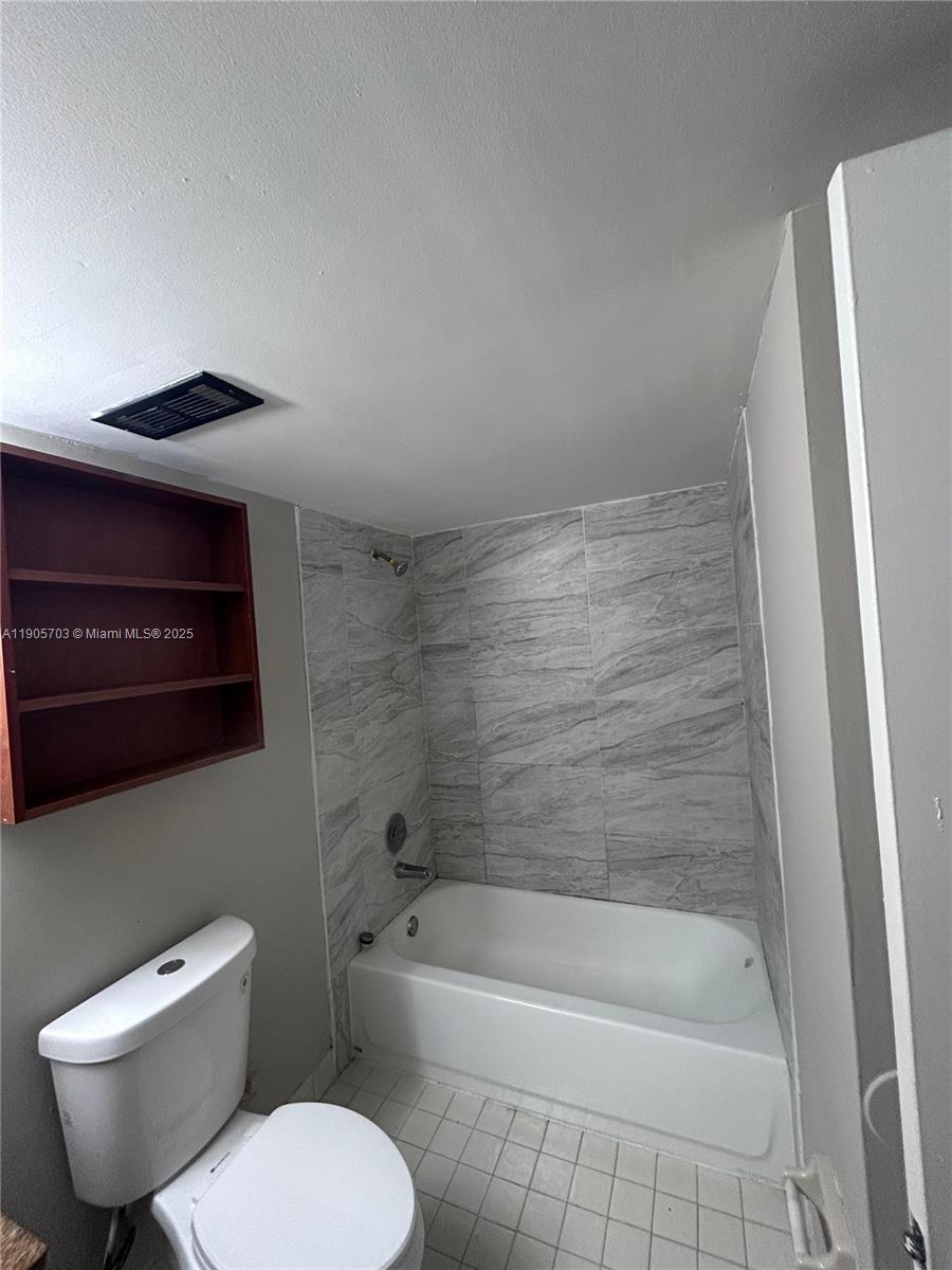 CORAL VILLAGE CONDO - Residential Lease