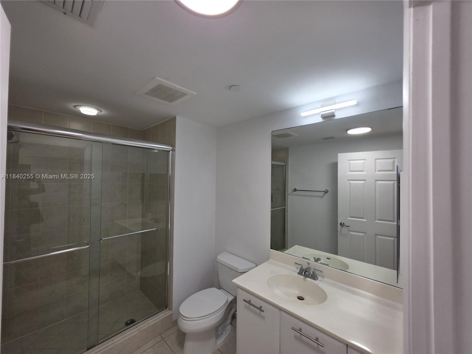 VERANDA CONDO - Residential Lease