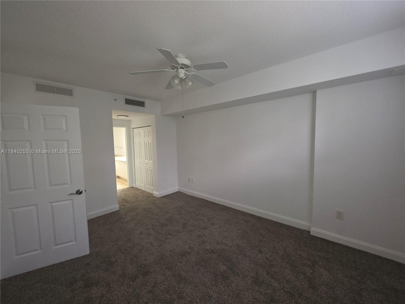 VERANDA CONDO - Residential Lease