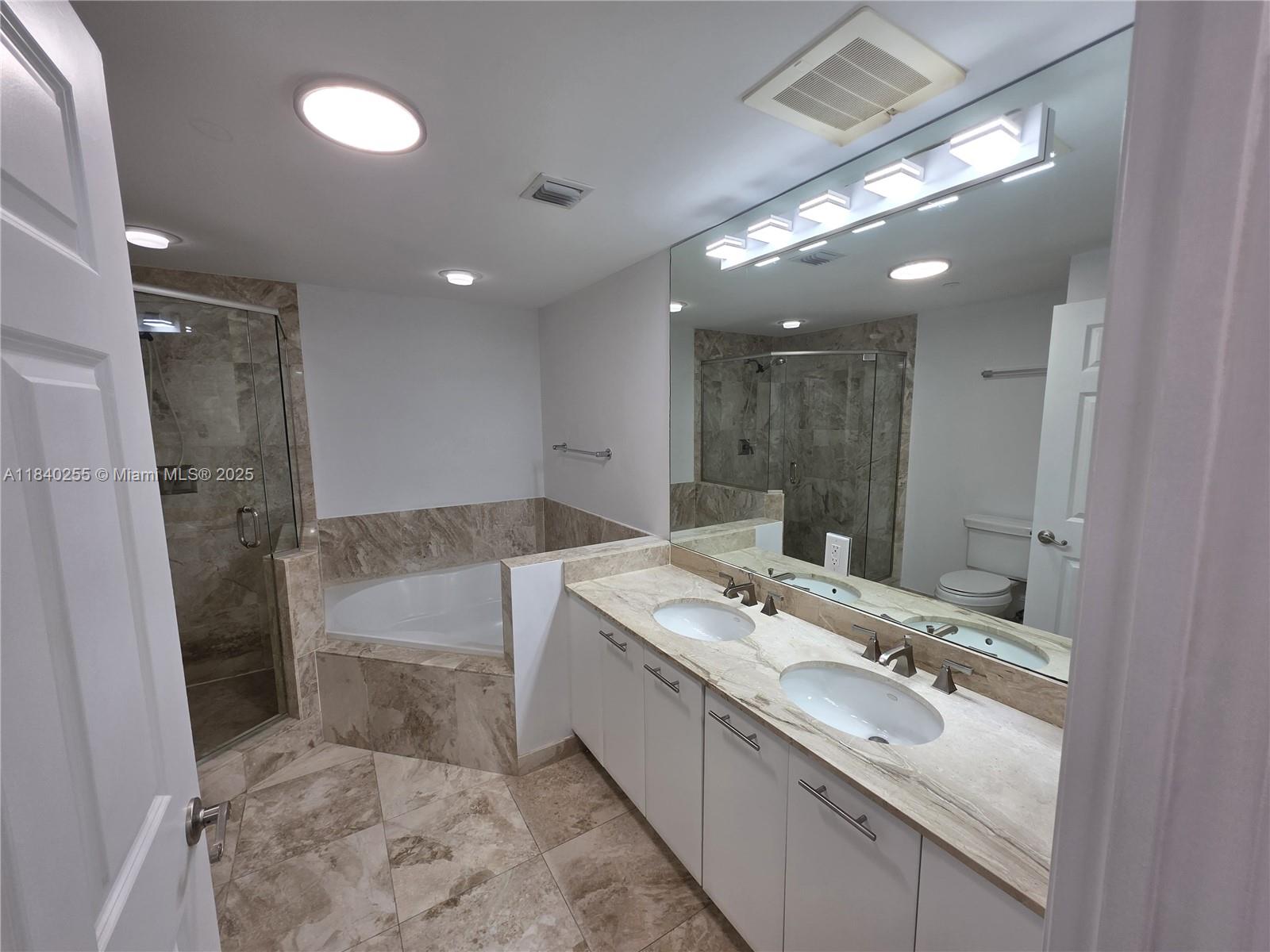 VERANDA CONDO - Residential Lease