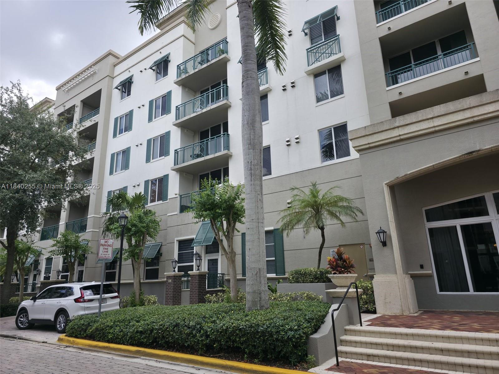 VERANDA CONDO - Residential Lease