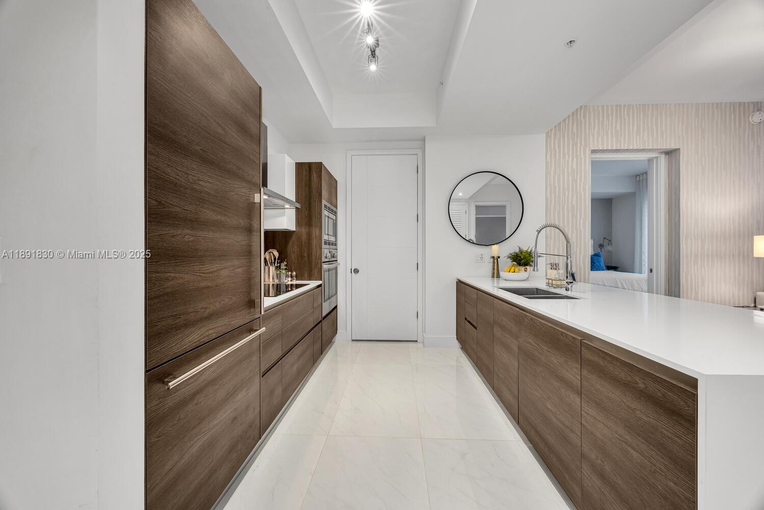 MERRICK MANOR CONDO - Residential