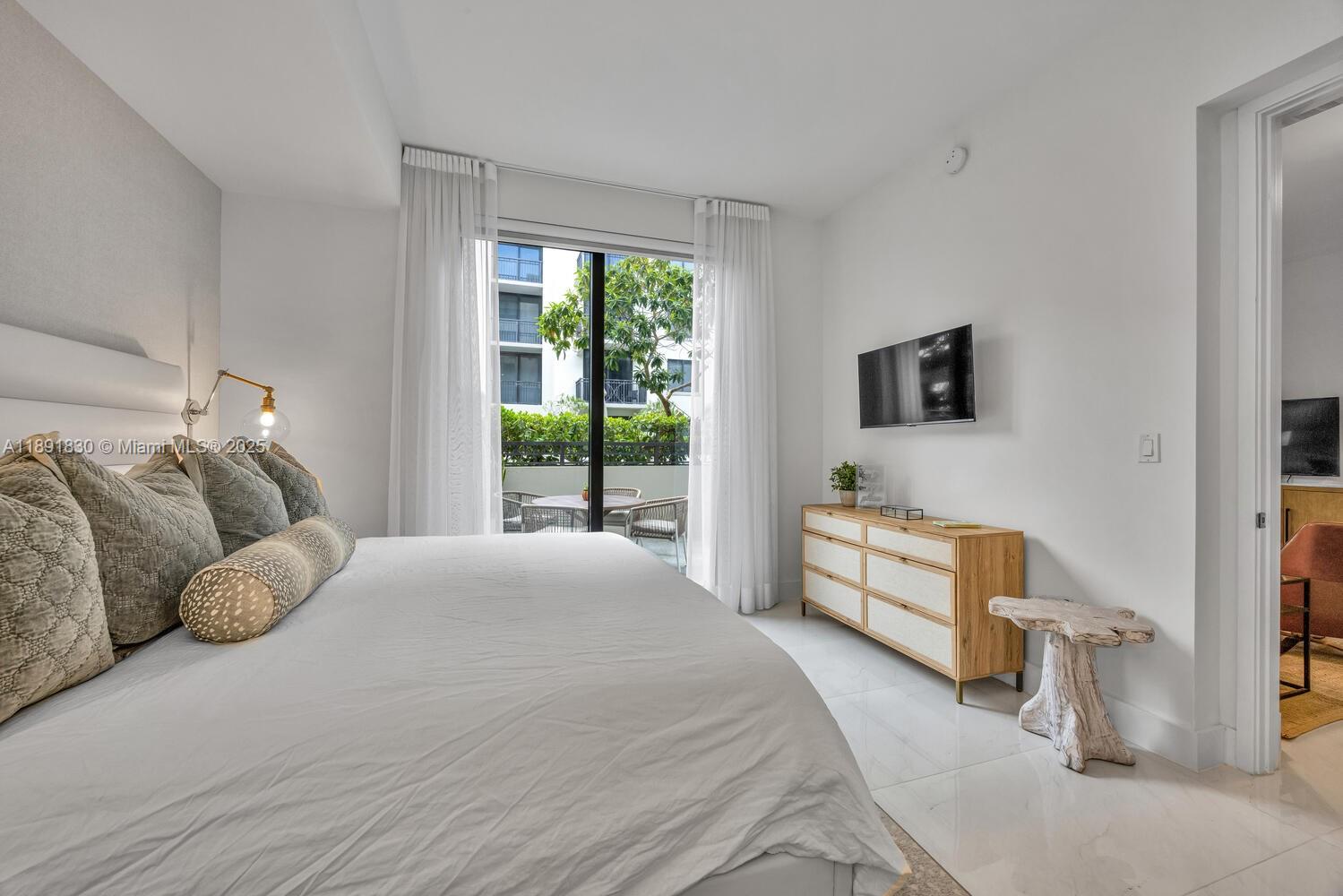 MERRICK MANOR CONDO - Residential