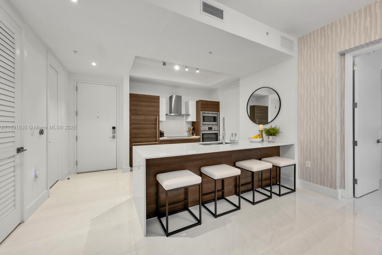 MERRICK MANOR CONDO - Residential