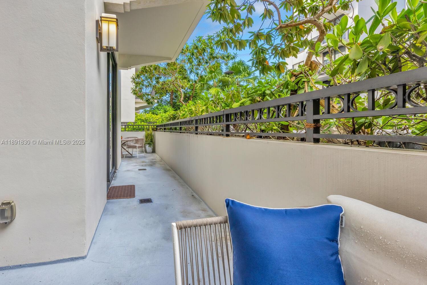 MERRICK MANOR CONDO - Residential