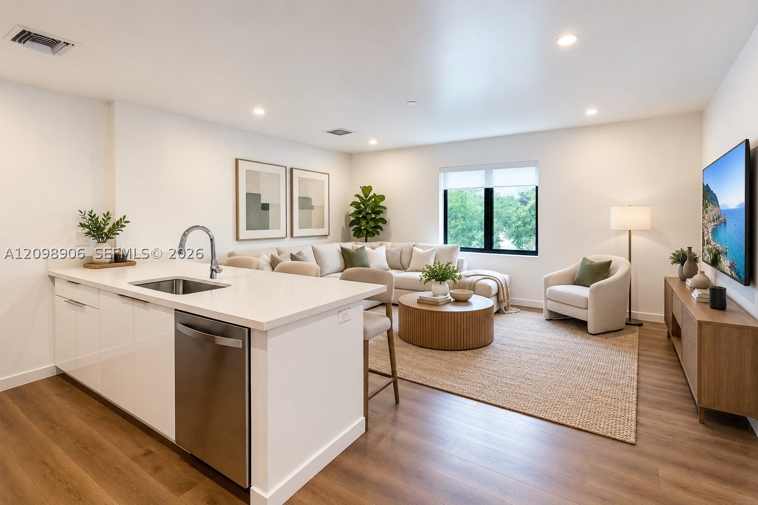 1950 Fletcher St 401