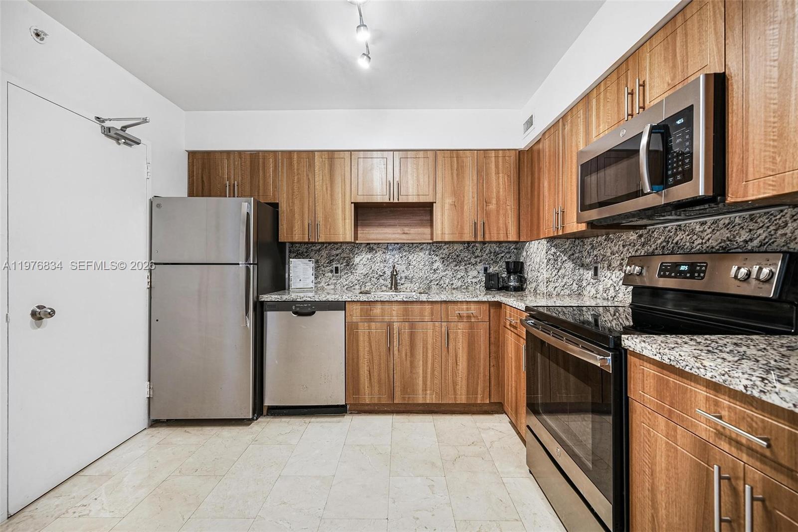 AMD PL OF FIRST OCEAN FRO - Residential Lease