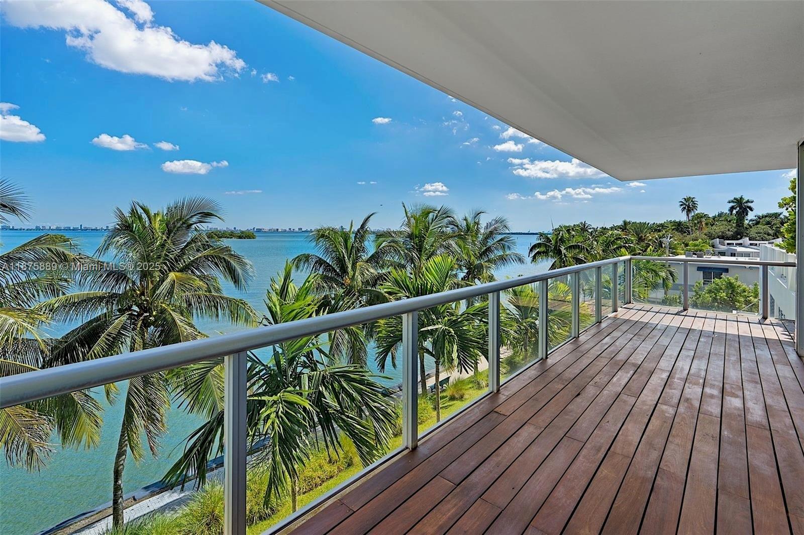 IOS ON THE BAY CONDO - Residential