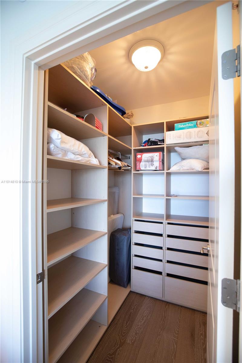 BELLAMARE AT WILLIAMS ISLA - Residential Lease