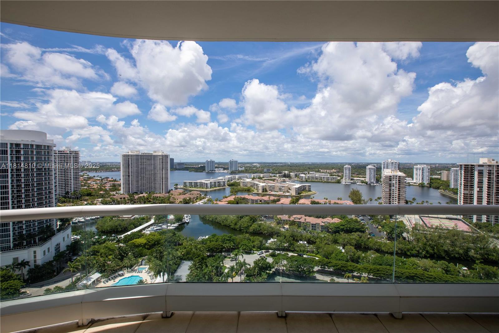 BELLAMARE AT WILLIAMS ISLA - Residential Lease