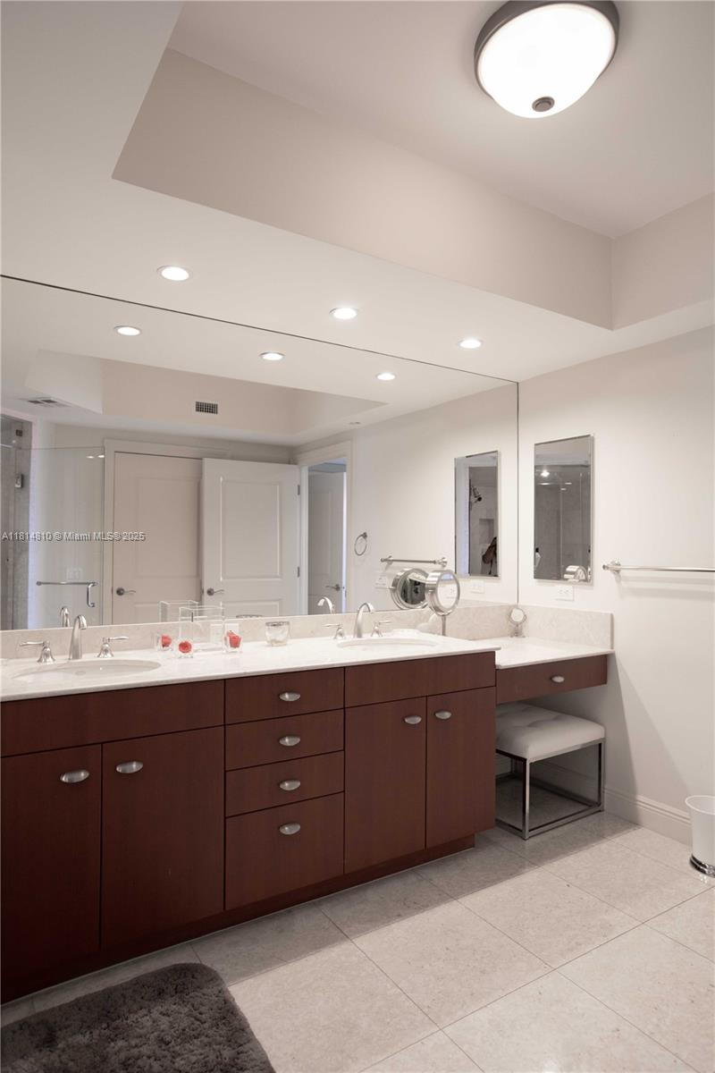 BELLAMARE AT WILLIAMS ISLA - Residential Lease