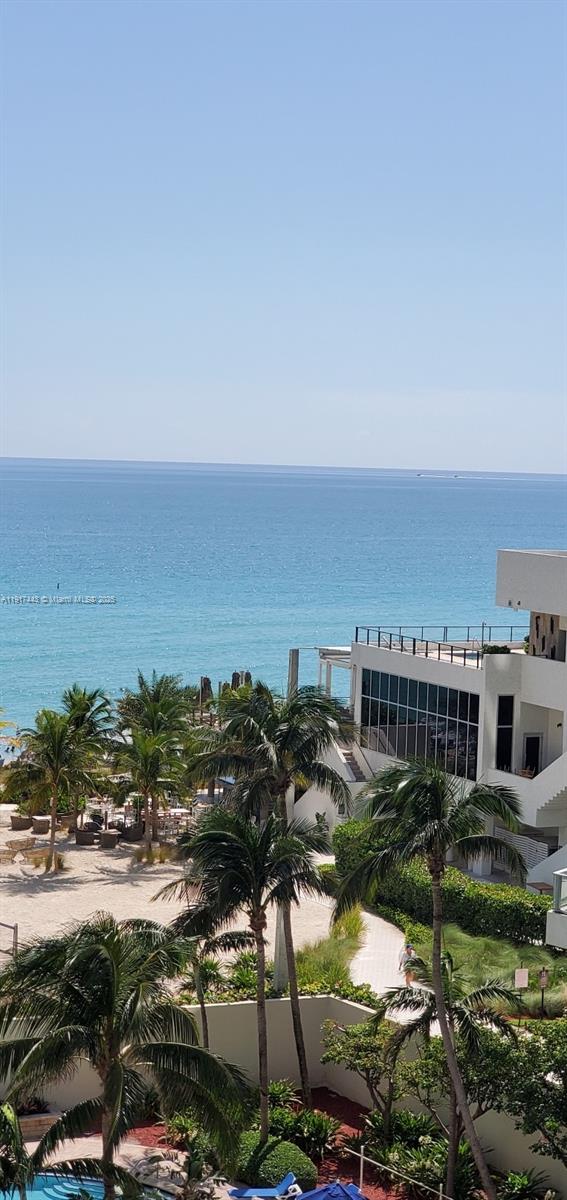 SIAN OCEAN RESIDENCES COND - Residential Lease