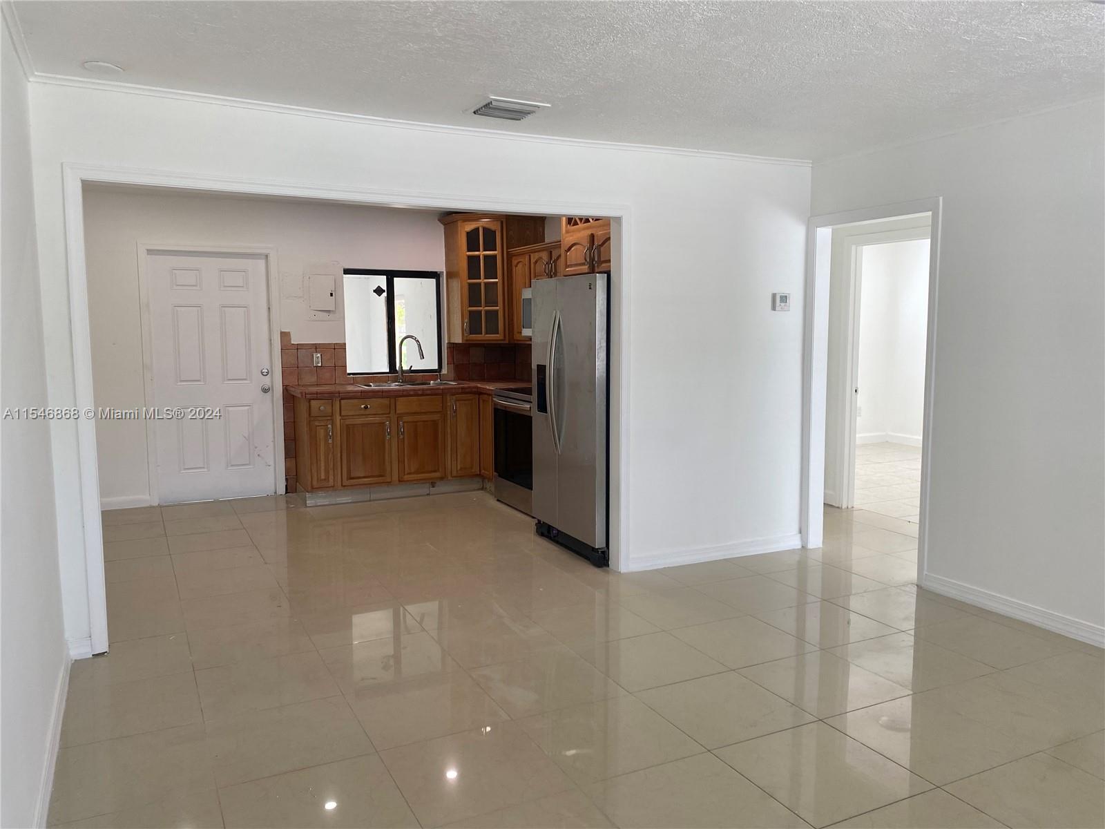 GREEN OAKS - Residential Lease