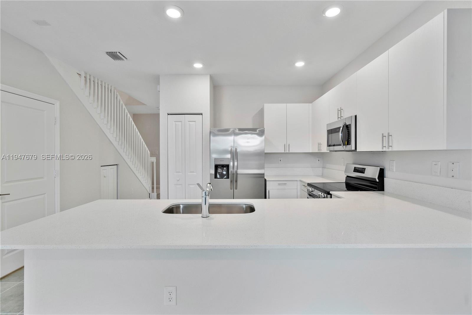 HOMESTEAD PARK OF COMMERC - Residential