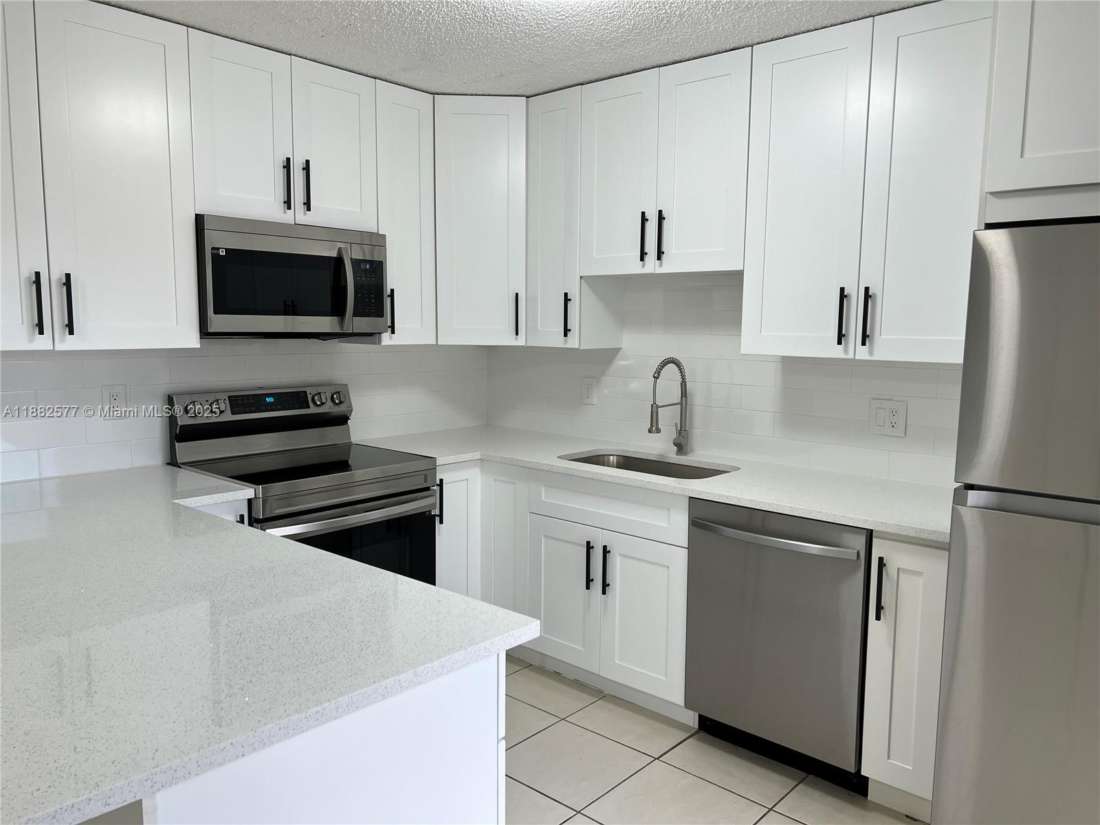 BOCA RANCHO 2 - Residential Lease