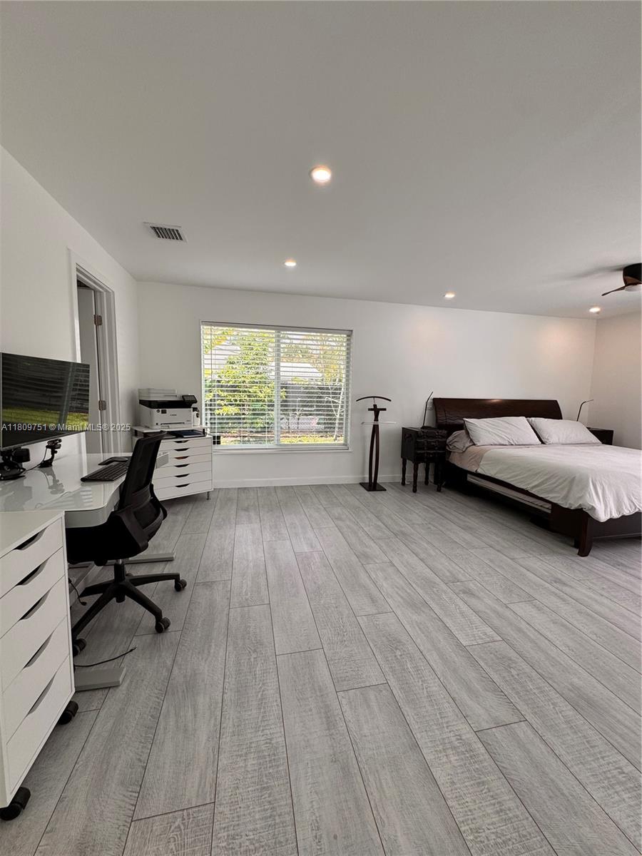 BOULEVARD PARK ISLES SEC - Residential