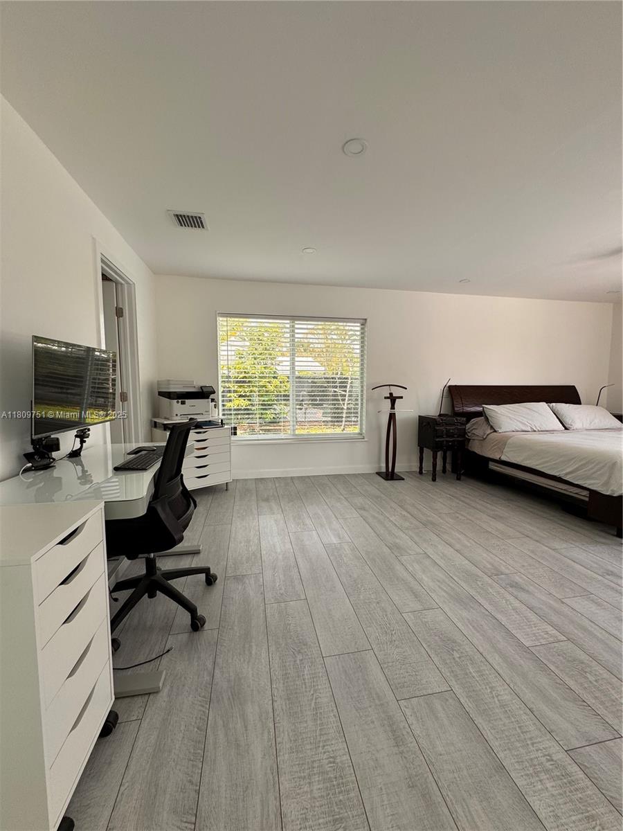 BOULEVARD PARK ISLES SEC - Residential
