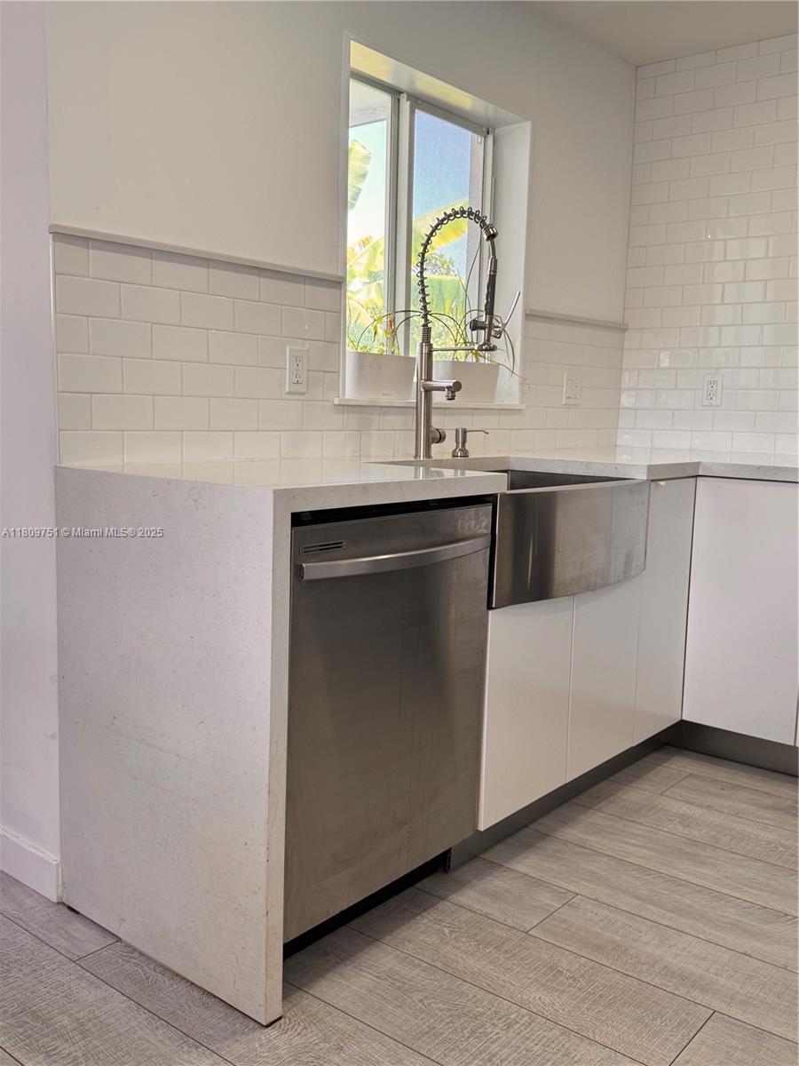 BOULEVARD PARK ISLES SEC - Residential