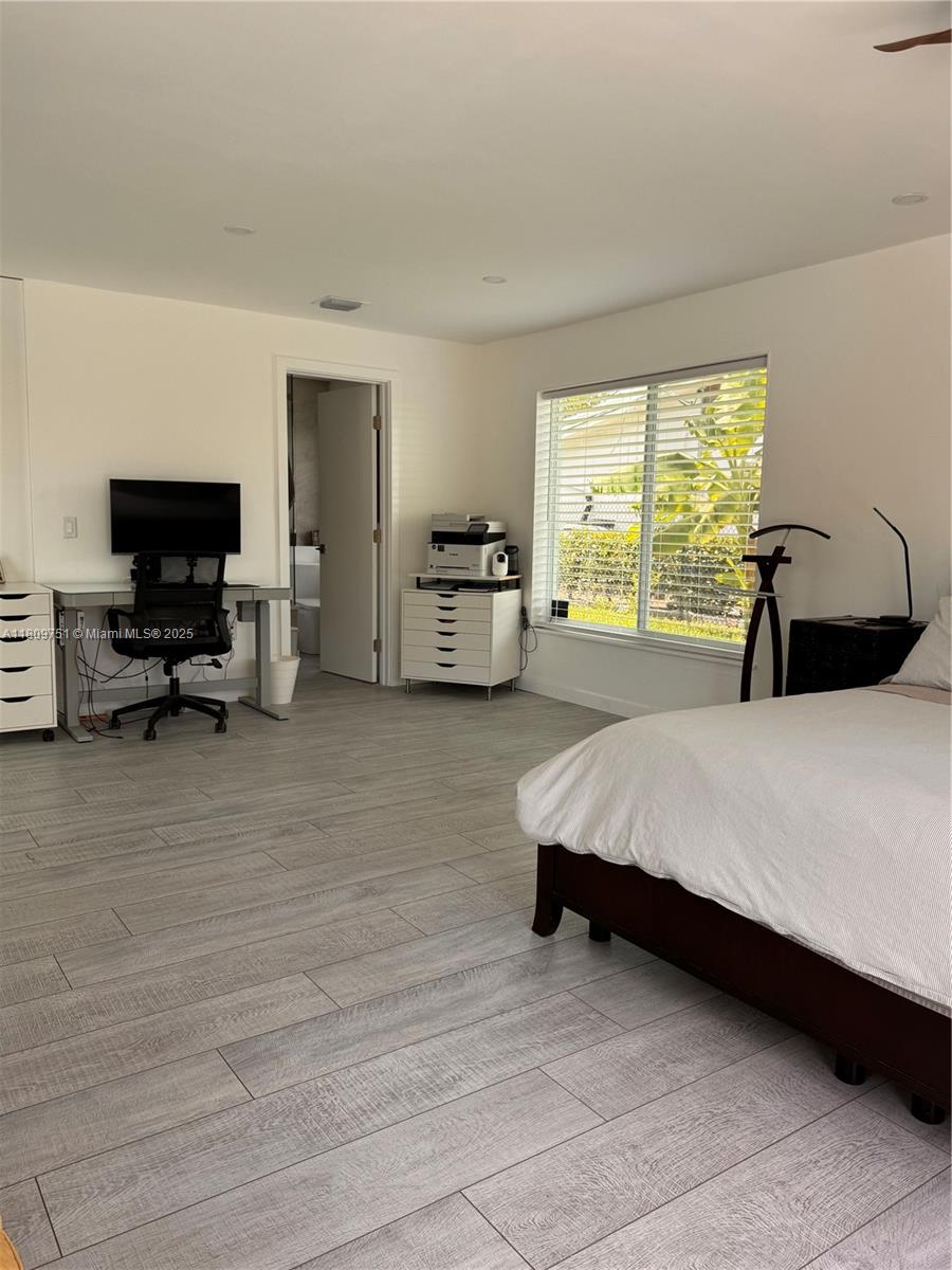 BOULEVARD PARK ISLES SEC - Residential