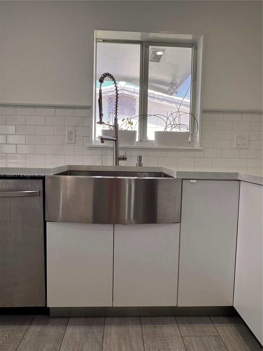 BOULEVARD PARK ISLES SEC - Residential