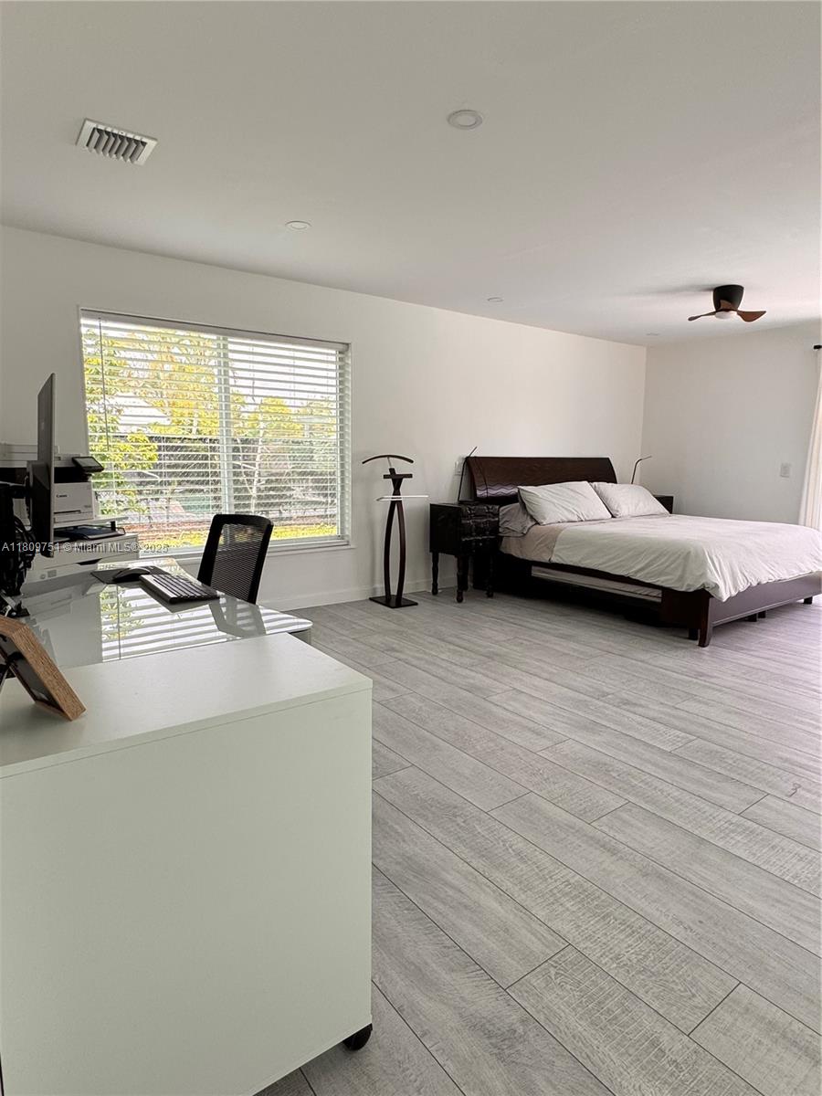BOULEVARD PARK ISLES SEC - Residential