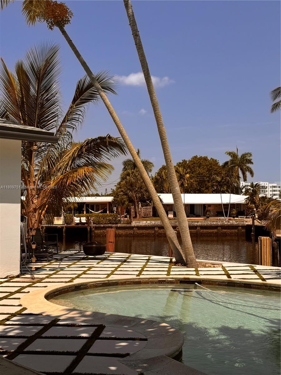 BOULEVARD PARK ISLES SEC - Residential