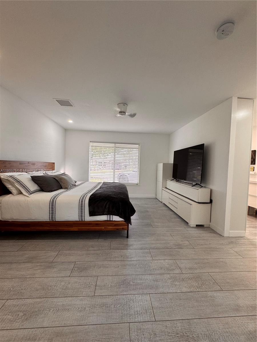 BOULEVARD PARK ISLES SEC - Residential