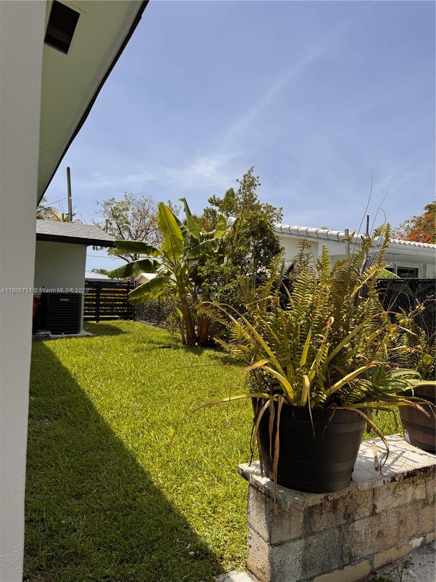 BOULEVARD PARK ISLES SEC - Residential