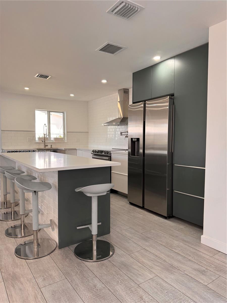 BOULEVARD PARK ISLES SEC - Residential