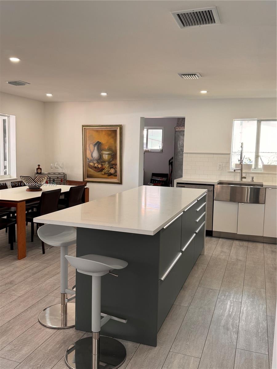 BOULEVARD PARK ISLES SEC - Residential