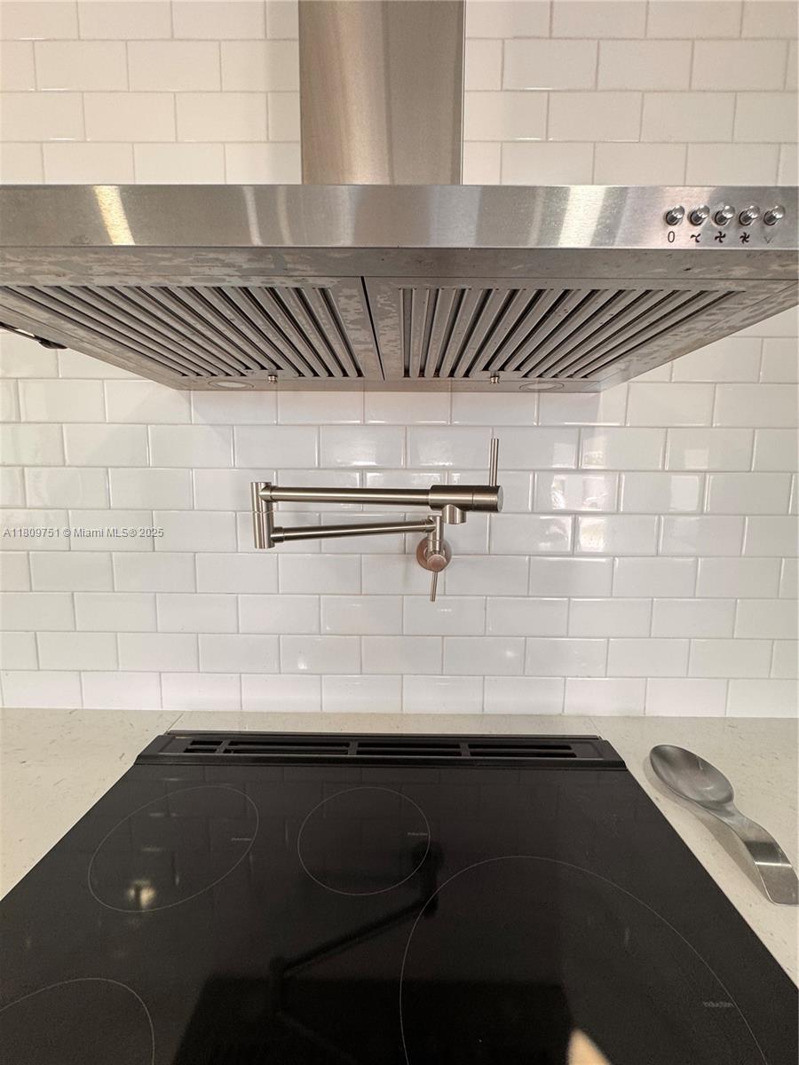 BOULEVARD PARK ISLES SEC - Residential