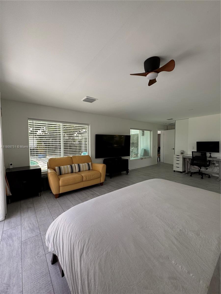 BOULEVARD PARK ISLES SEC - Residential