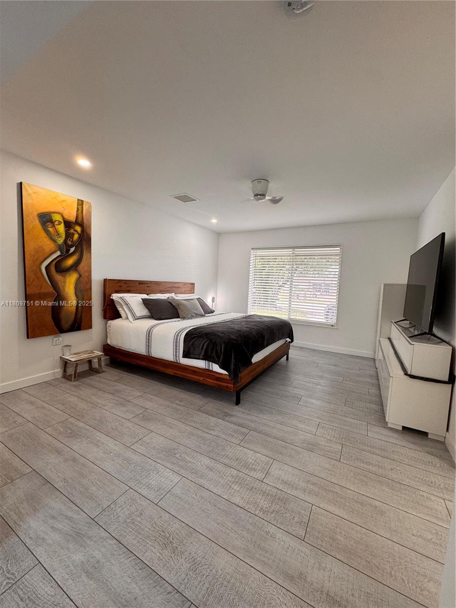 BOULEVARD PARK ISLES SEC - Residential