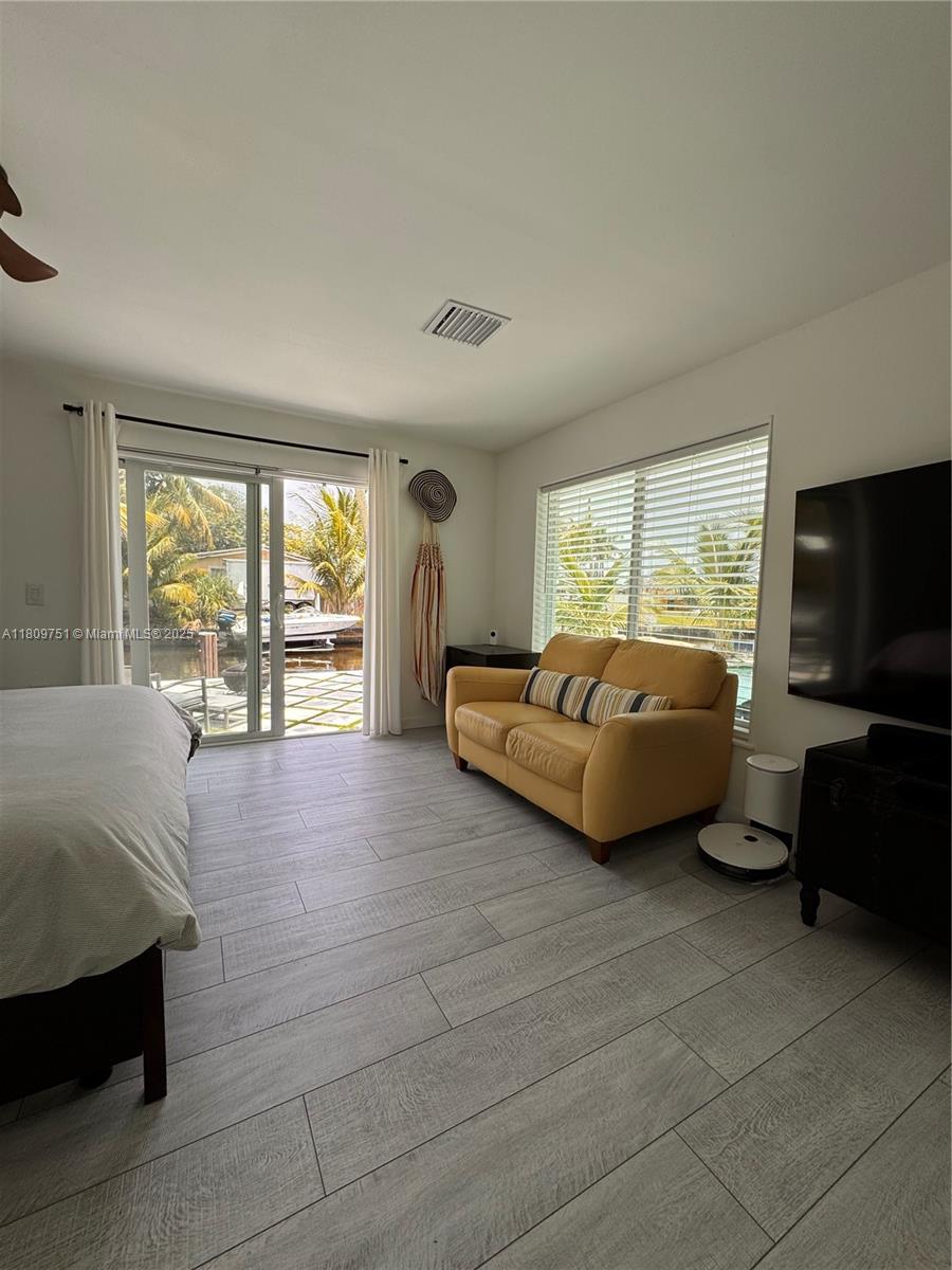 BOULEVARD PARK ISLES SEC - Residential