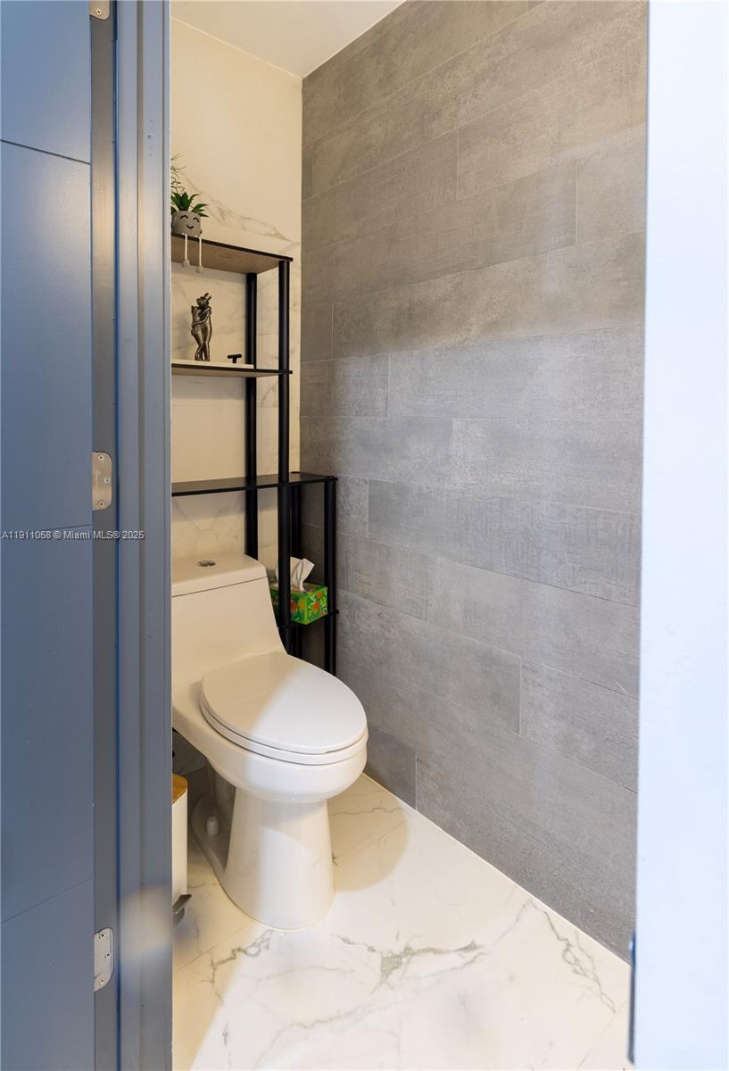 CAMELOT TWO CONDO - Residential Lease