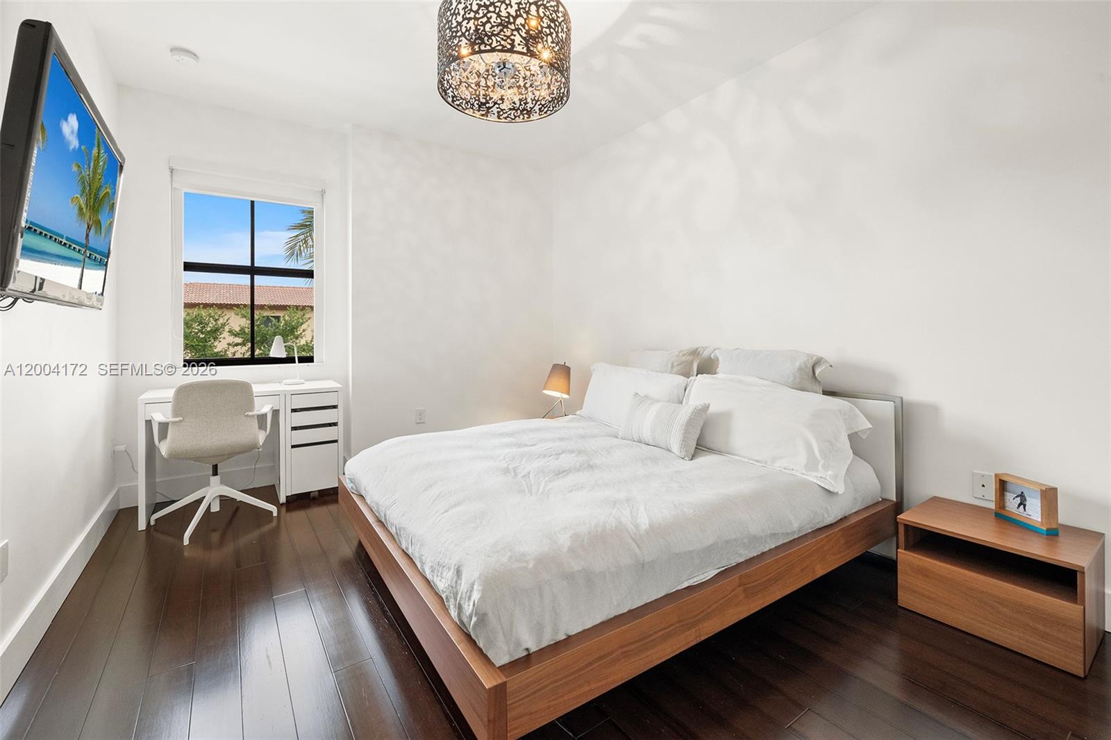 DORAL BREEZE - Residential