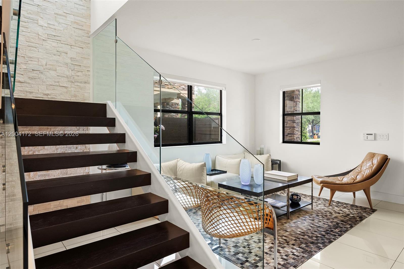 DORAL BREEZE - Residential