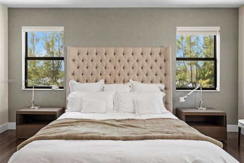 Tiny photo for 9890 NW 86th Ter, Doral, FL 33178 (MLS # A12004172)