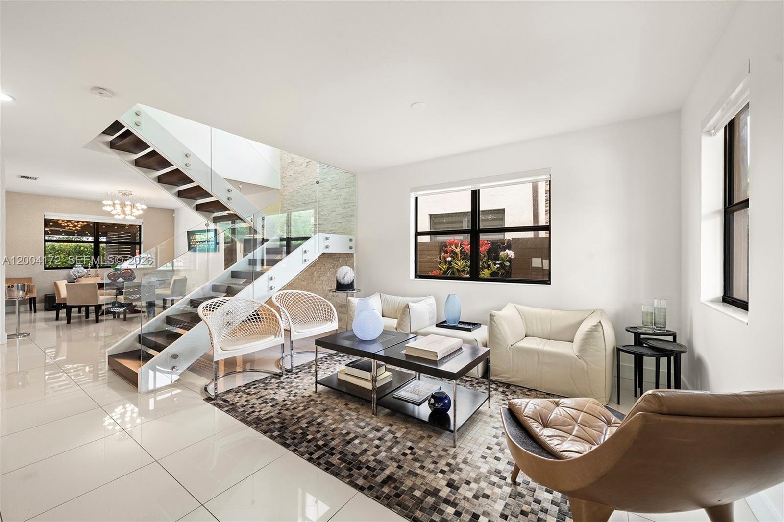 DORAL BREEZE - Residential