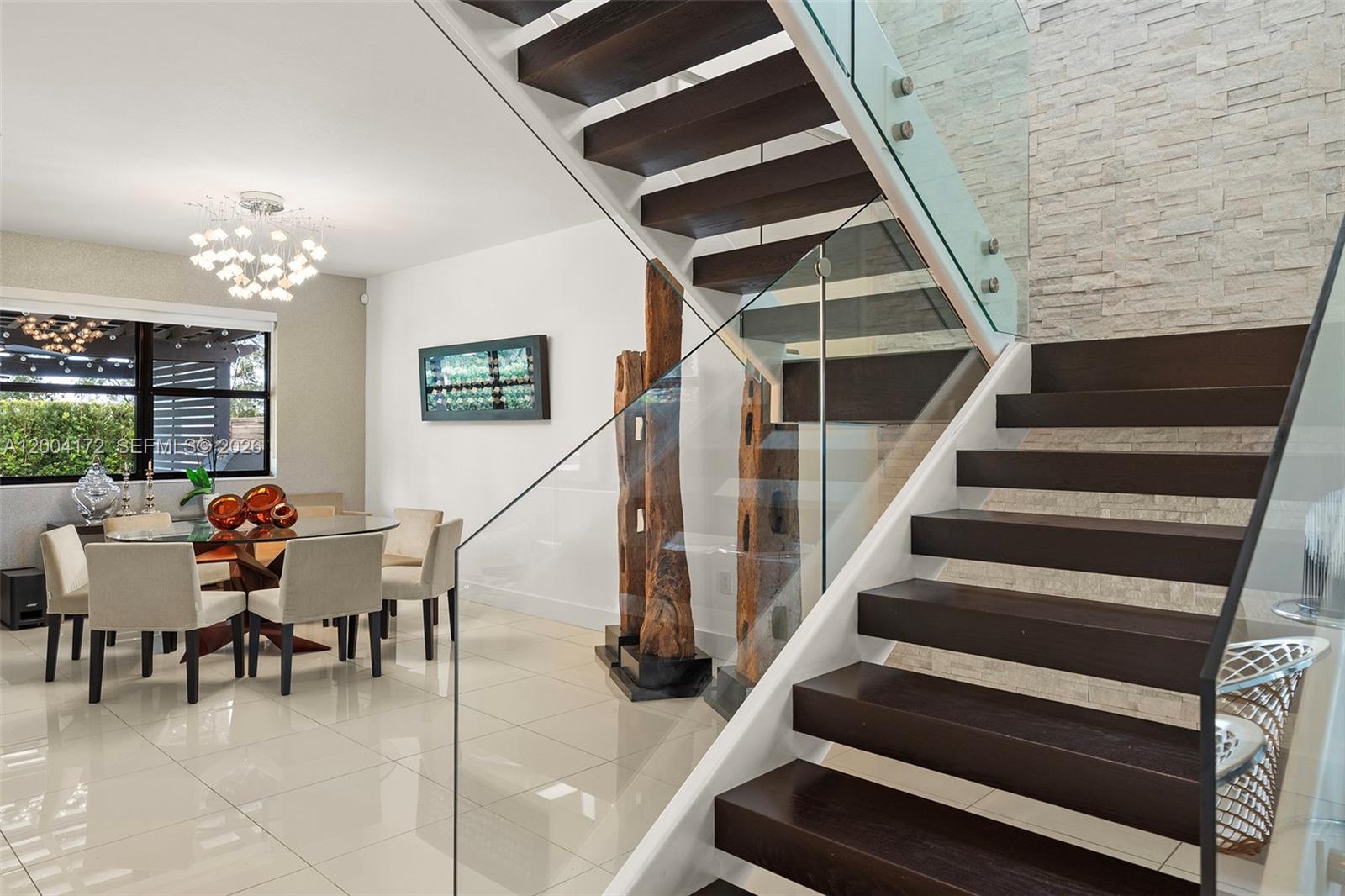 DORAL BREEZE - Residential