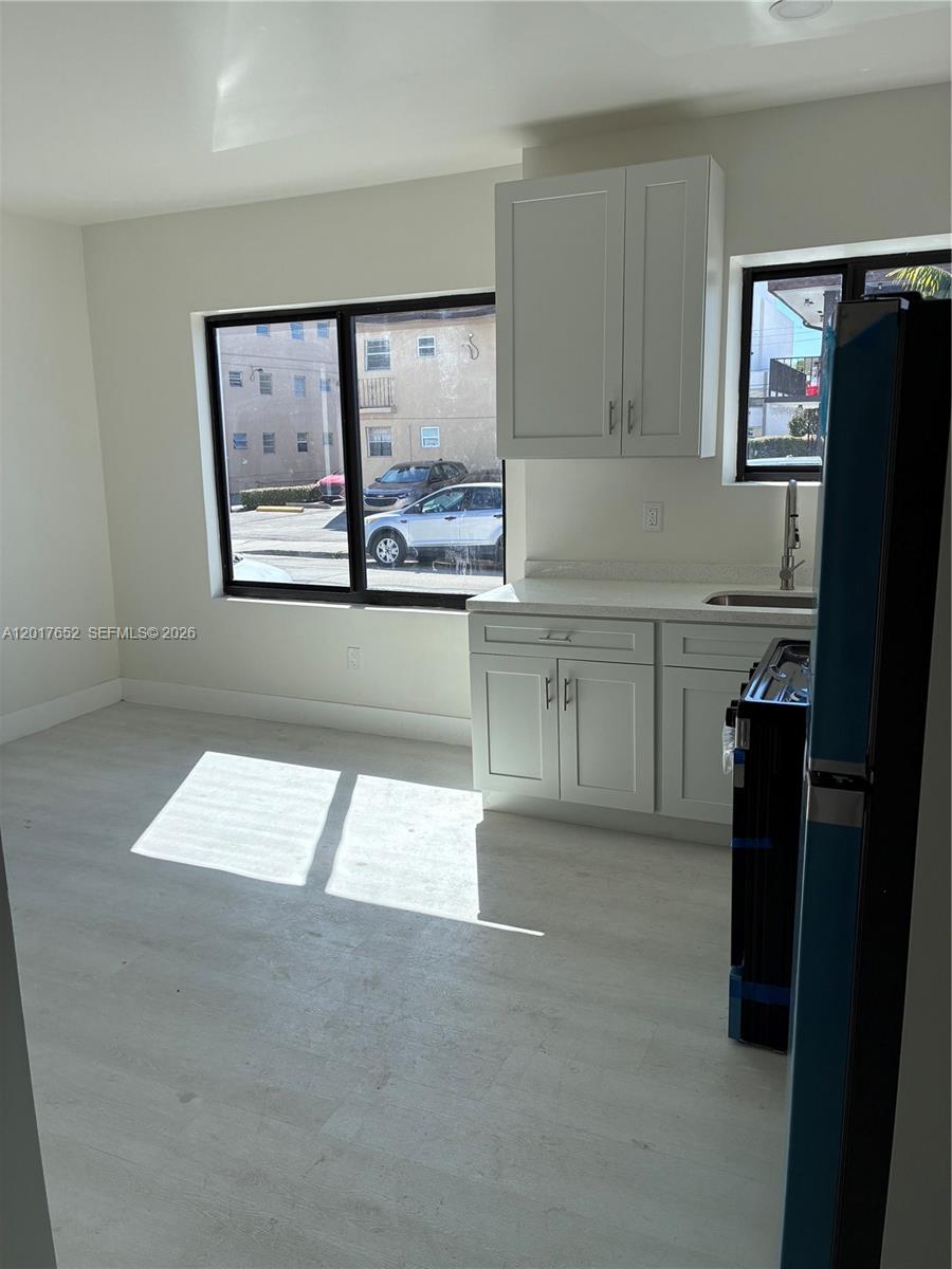 433 SW 6th St 15