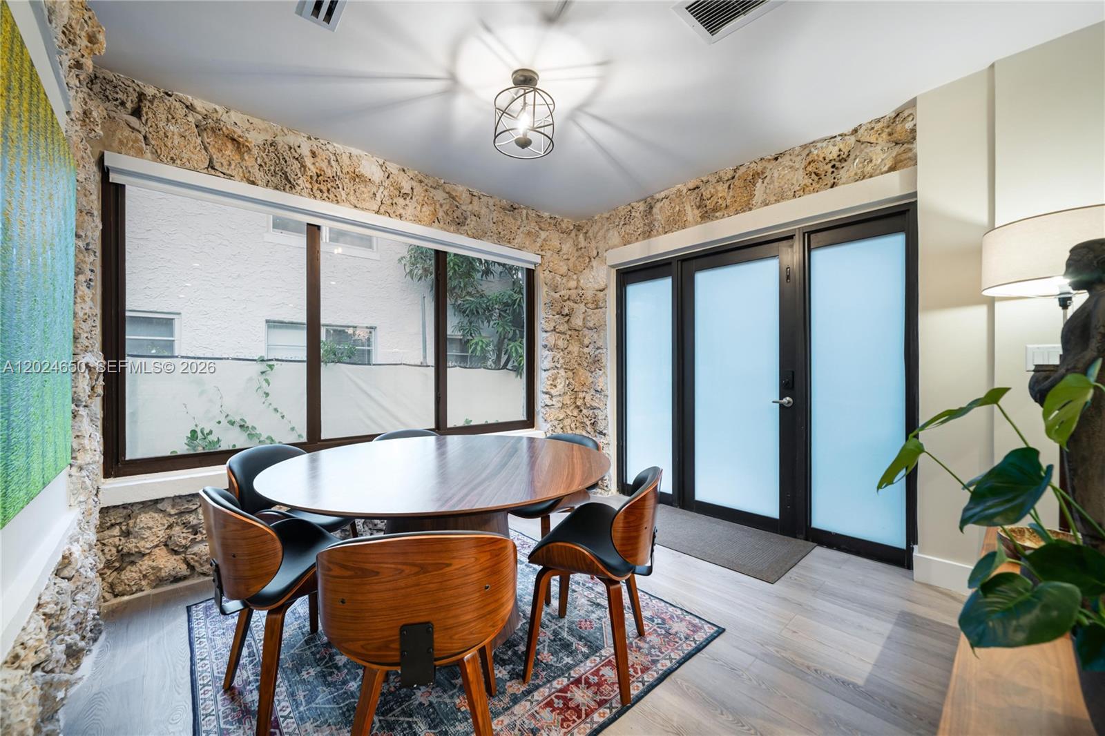 SHENANDOAH - Residential Lease