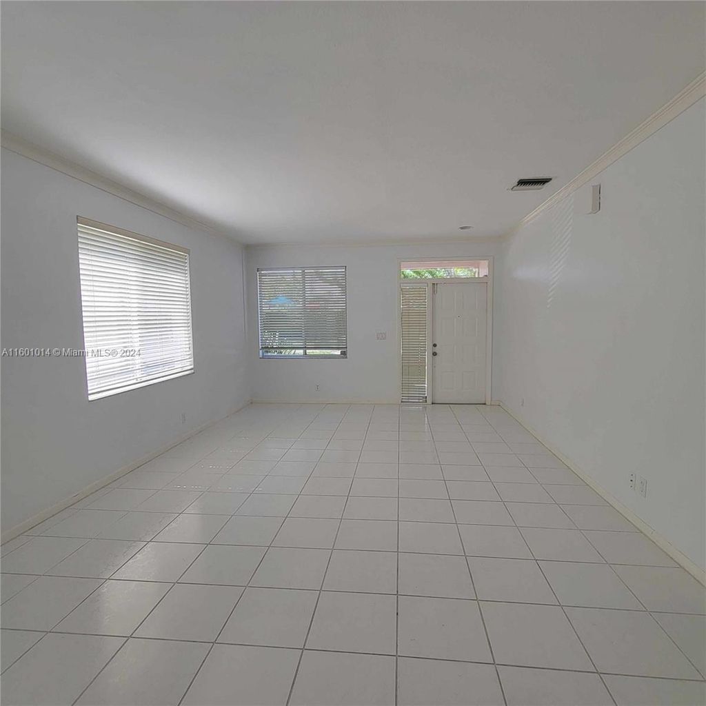 Photo of 10096 Country Brook Rd #10096, Boca Raton, FL 33428 (MLS # A11601014)