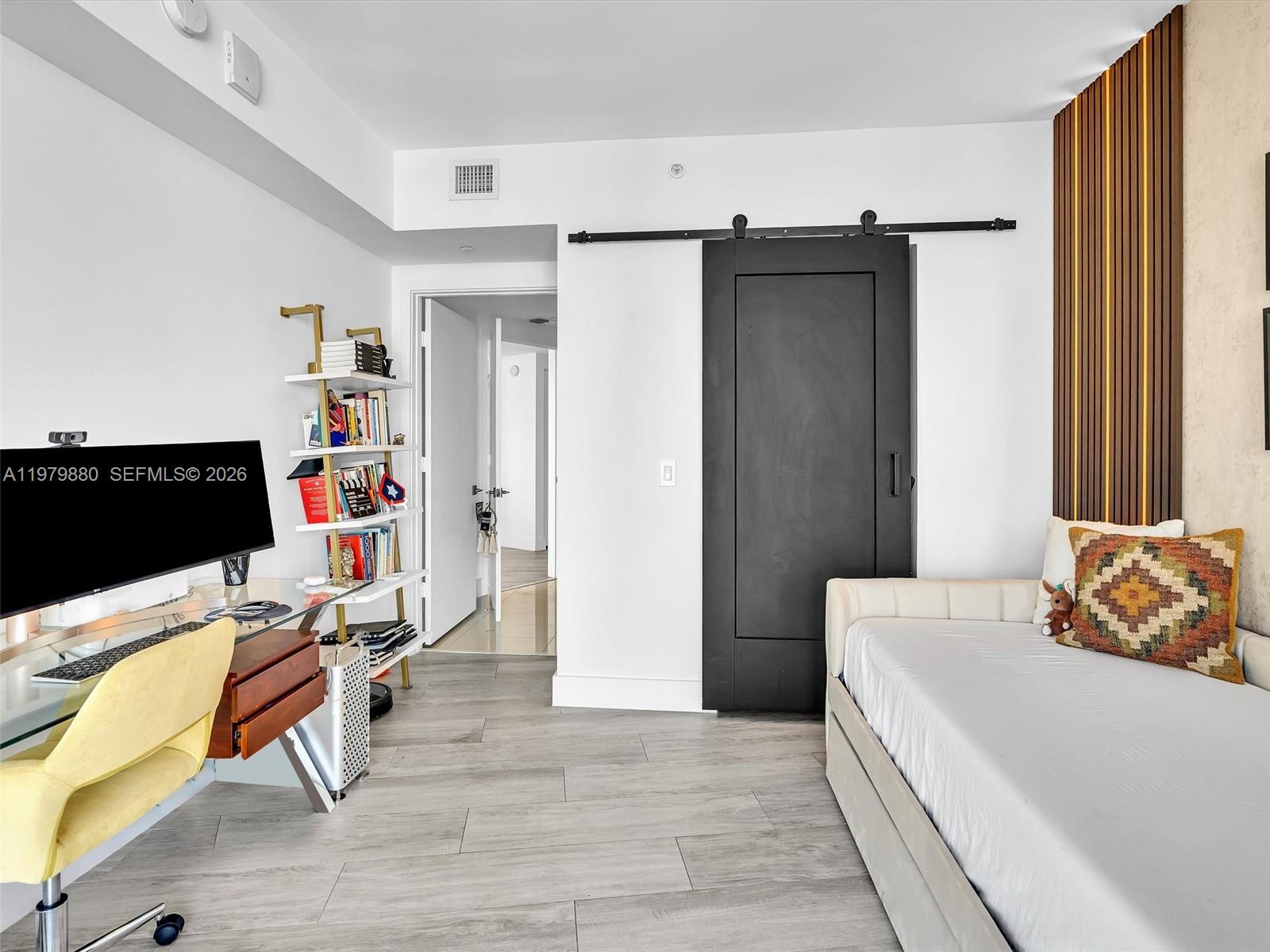 3401 MIDTOWN CONDO - Residential Lease