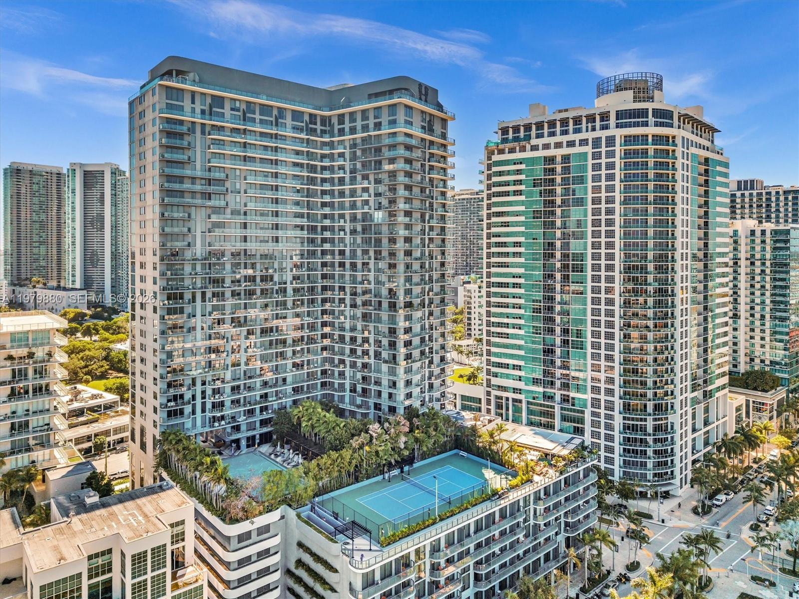 3401 MIDTOWN CONDO - Residential Lease