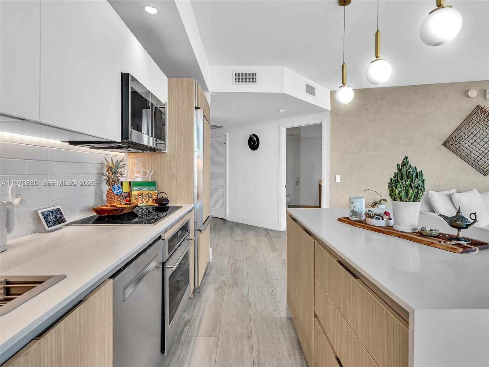 3401 MIDTOWN CONDO - Residential Lease