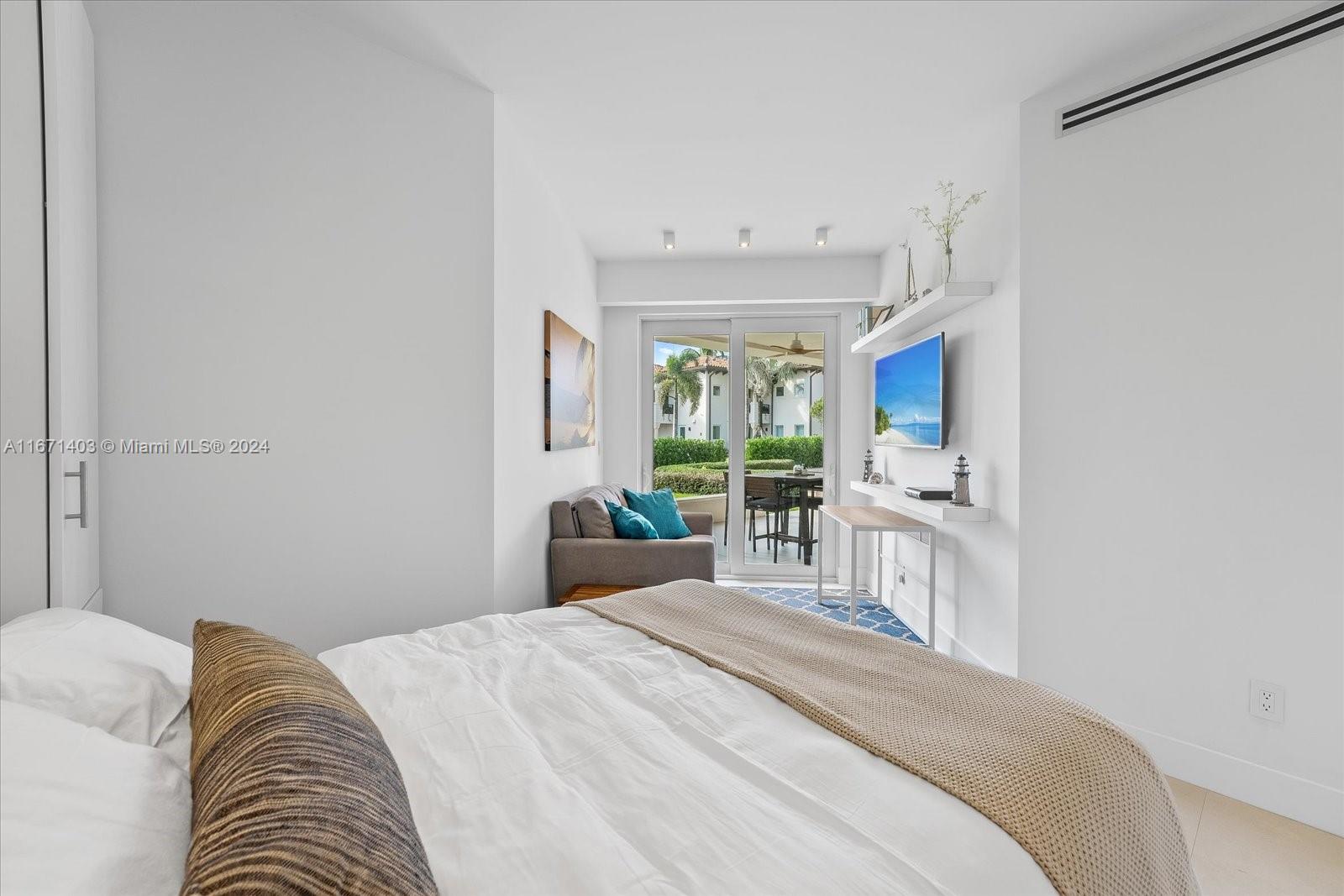 SEASIDE VILLAS CONDO - Residential Lease