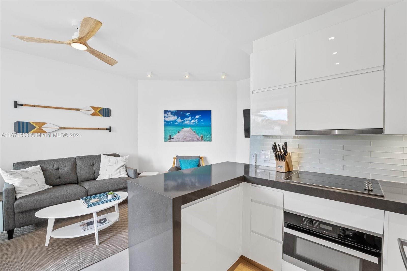 SEASIDE VILLAS CONDO - Residential Lease